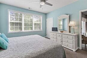 River Crossing #522 2 Bedroom Condo by RedAwning