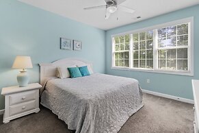 River Crossing #522 2 Bedroom Condo by RedAwning