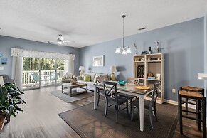 River Crossing #522 2 Bedroom Condo by RedAwning