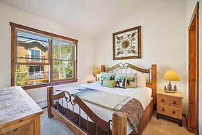 Main Street Junction 11 3 Bedroom Condo by RedAwning