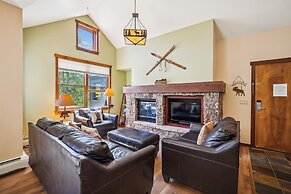 Main Street Junction 11 3 Bedroom Condo by RedAwning