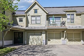 Main Street Junction 11 3 Bedroom Condo by RedAwning