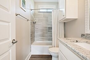 Tipsy Turtle 3 Bedroom Home by RedAwning