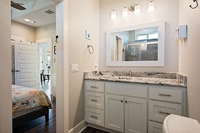 Tipsy Turtle 3 Bedroom Home by RedAwning