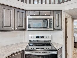 Tequila Sunrise Sfth6 1 Bedroom Cottage by RedAwning