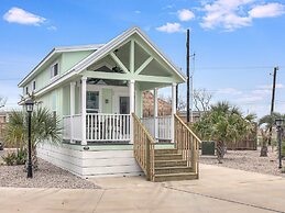 Tequila Sunrise Sfth6 1 Bedroom Cottage by RedAwning