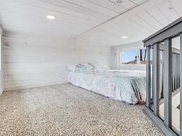 Tequila Sunrise Sfth6 1 Bedroom Cottage by RedAwning