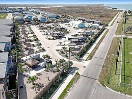 Tequila Sunrise Sfth6 1 Bedroom Cottage by RedAwning