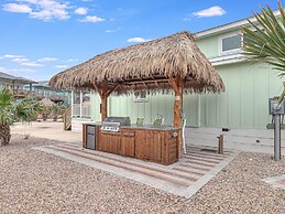 Tequila Sunrise Sfth6 1 Bedroom Cottage by RedAwning