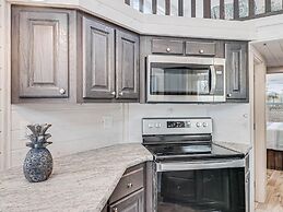 Tequila Sunrise Sfth6 1 Bedroom Cottage by RedAwning