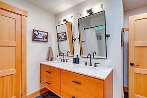 Bay City Retreat ~ 1/2 Mi to Local Beach!