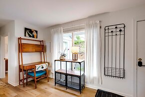 Bay City Retreat ~ 1/2 Mi to Local Beach!