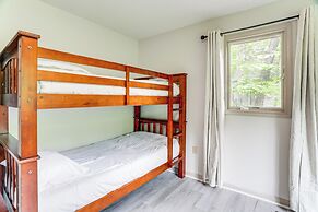 Spacious Mcgaheysville Home w/ Hot Tub & Sauna!