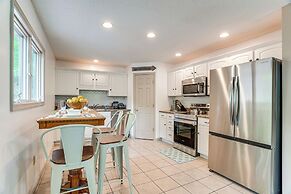 Spacious Mcgaheysville Home w/ Hot Tub & Sauna!