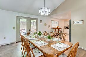 Spacious Mcgaheysville Home w/ Hot Tub & Sauna!