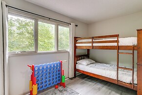 Spacious Mcgaheysville Home w/ Hot Tub & Sauna!