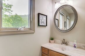 Spacious Mcgaheysville Home w/ Hot Tub & Sauna!
