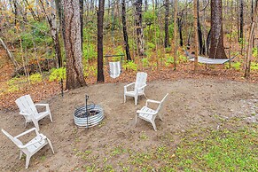 Family-friendly Milton Home on 14 Acres w/ Hot Tub