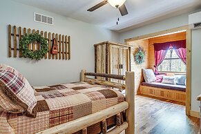 Family-friendly Milton Home on 14 Acres w/ Hot Tub