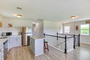 Granbury Home w/ Lake Views ~ 6 Mi to Boat Launch!