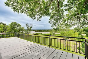 Granbury Home w/ Lake Views ~ 6 Mi to Boat Launch!