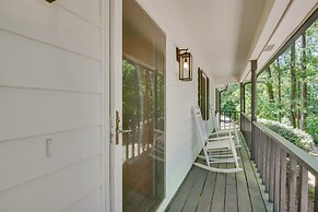 Athens Home w/ Deck - Near Sanford Stadium!