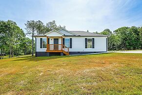 Secluded Guntersville Home Near Lake & Marinas!
