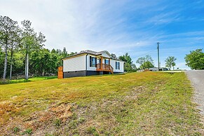 Secluded Guntersville Home Near Lake & Marinas!