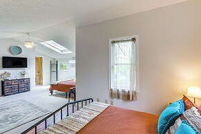 Lake & Pool Access: Spacious Home in Newland