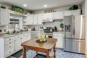 Lake & Pool Access: Spacious Home in Newland