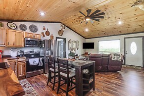 Arkansas Retreat w/ Deck, Fire Pit & Mtn Views!