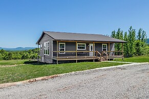 Arkansas Retreat w/ Deck, Fire Pit & Mtn Views!