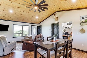 Arkansas Retreat w/ Deck, Fire Pit & Mtn Views!