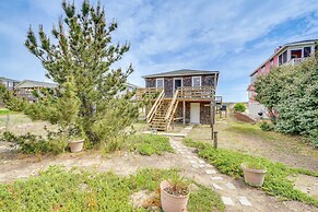 Updated Kitty Hawk Semi-oceanfront w/ Ocean Views