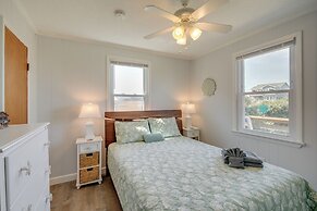 Updated Kitty Hawk Semi-oceanfront w/ Ocean Views