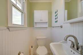 Updated Kitty Hawk Semi-oceanfront w/ Ocean Views