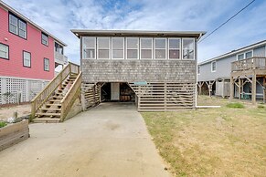 Updated Kitty Hawk Semi-oceanfront w/ Ocean Views