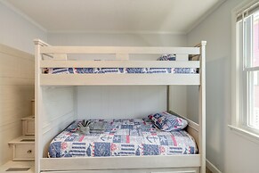 Updated Kitty Hawk Semi-oceanfront w/ Ocean Views