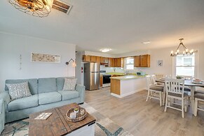 Updated Kitty Hawk Semi-oceanfront w/ Ocean Views