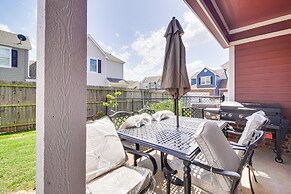 Half-mi to Grand Lake: Townhome w/ Hot Tub