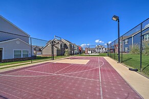 Half-mi to Grand Lake: Townhome w/ Hot Tub