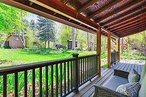 Creekside Payson Cabin Retreat w/ Private Deck