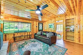 Creekside Cabin Retreat w/ Private Deck in Payson