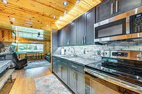 Creekside Cabin Retreat w/ Private Deck in Payson