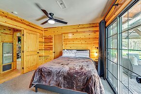 Creekside Cabin Retreat w/ Private Deck in Payson
