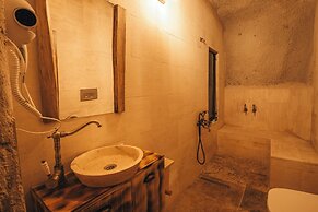 Lubberona Cave Cappadocia