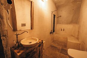 Lubberona Cave Cappadocia