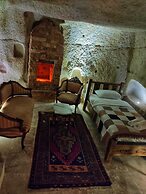 Lubberona Cave Cappadocia