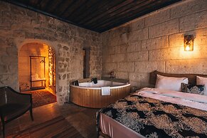 Lubberona Cave Cappadocia