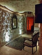 Lubberona Cave Cappadocia